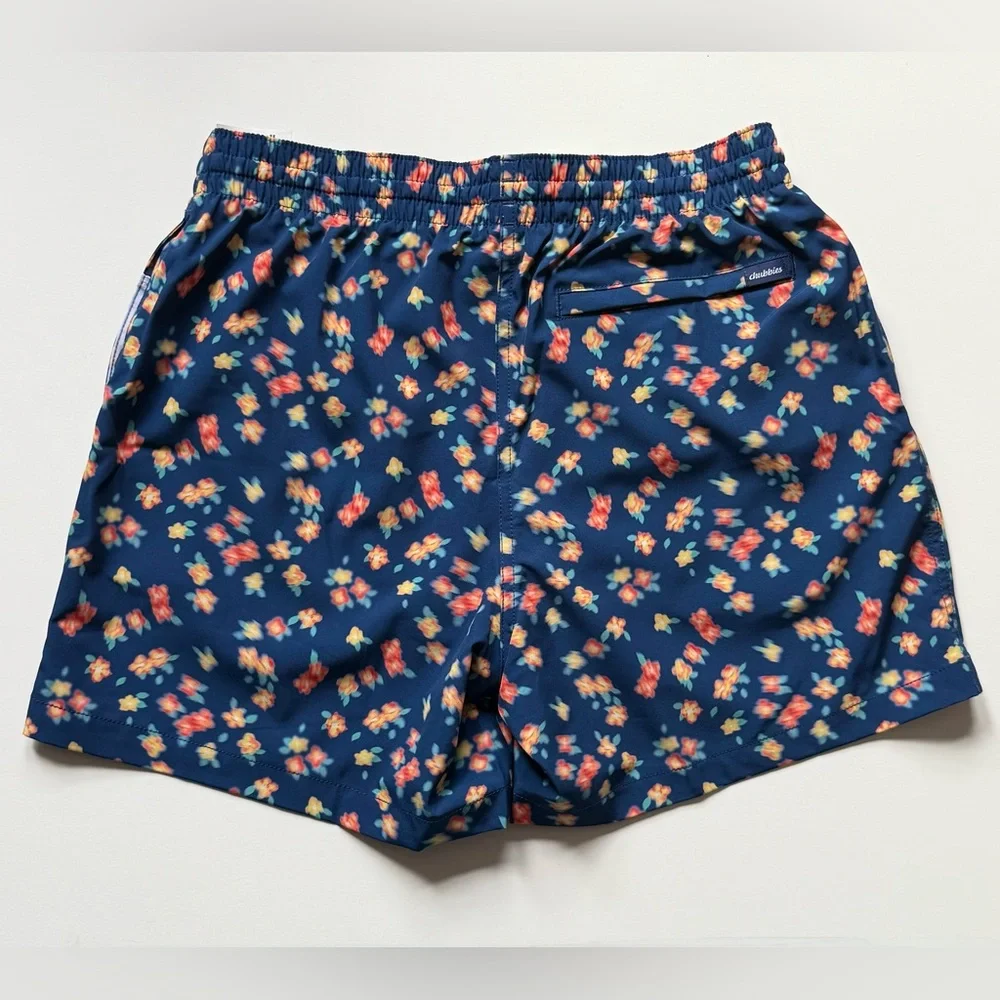 Chubbies Mens “Flowers In Motion” 5.5